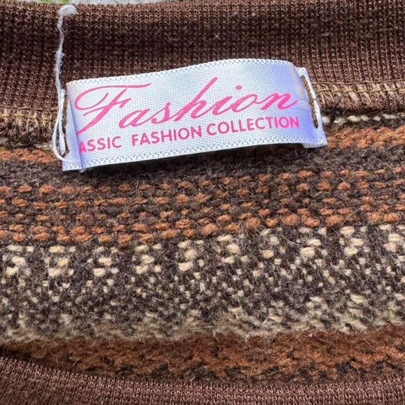 Striped Brown Sweater - Picture 5 of 6